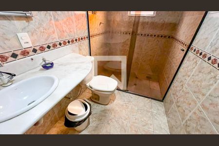 Casa à venda com 400m², 5 quartos e 5 vagas Casa à venda com 400m², 5 quartos e 5 vagasBanheiro 4