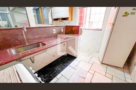 Casa à venda com 400m², 5 quartos e 5 vagas Casa à venda com 400m², 5 quartos e 5 vagasCozinha