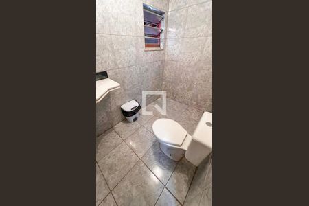 Casa à venda com 400m², 5 quartos e 5 vagas Casa à venda com 400m², 5 quartos e 5 vagasBanheiro 5