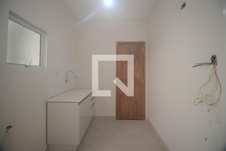 Apartamento à venda com 80m², 3 quartos e sem vagaCozinha e Área de Serviço