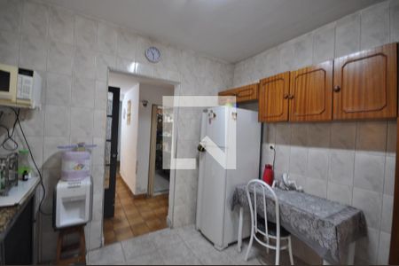 Casa à venda com 125m², 3 quartos e 2 vagasCozinha