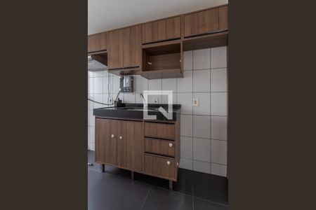 Apartamento à venda com 48m², 2 quartos e 1 vaga Apartamento à venda com 48m², 2 quartos e 1 vagaCozinha e Área de Serviço