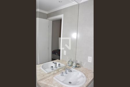Apartamento à venda com 160m², 4 quartos e 3 vagas Apartamento à venda com 160m², 4 quartos e 3 vagasBanheiro Suíte 02