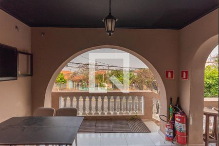 Casa à venda com 290m², 3 quartos e 3 vagasVaranda