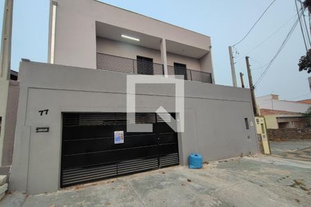Casa à venda com 224m², 3 quartos e 2 vagasFachada