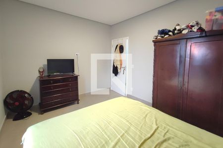 Casa à venda com 224m², 3 quartos e 2 vagasQuarto 2