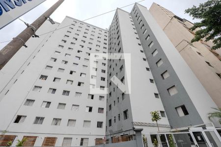 Apartamento à venda com 32m², 1 quarto e sem vaga Apartamento à venda com 32m², 1 quarto e sem vagaFachada