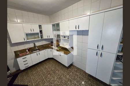 Casa de condomínio à venda com 160m², 2 quartos e sem vaga Casa de condomínio à venda com 160m², 2 quartos e sem vagaCozinha