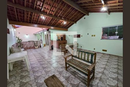 Casa de condomínio à venda com 160m², 2 quartos e sem vaga Casa de condomínio à venda com 160m², 2 quartos e sem vagaTerraço