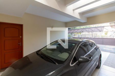Casa à venda com 360m², 3 quartos e 3 vagasGaragem