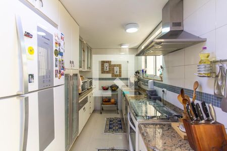 Casa à venda com 360m², 3 quartos e 3 vagasCozinha