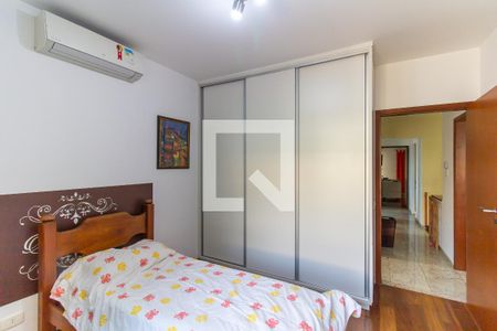 Casa à venda com 360m², 3 quartos e 3 vagasQuarto 1