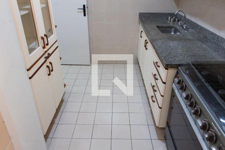 Apartamento para alugar com 55m², 1 quarto e 1 vaga Apartamento para alugar com 55m², 1 quarto e 1 vagaCOZINHA