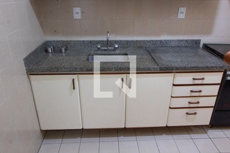 Apartamento para alugar com 55m², 1 quarto e 1 vaga Apartamento para alugar com 55m², 1 quarto e 1 vagaCOZINHA