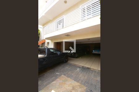 Casa à venda com 419m², 4 quartos e 6 vagasGaragem