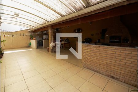 Casa à venda com 419m², 4 quartos e 6 vagasQuintal