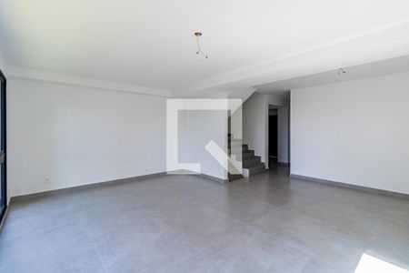 Sala de casa de condomínio à venda com 4 quartos, 350m² em Jardim Panorama, São Paulo