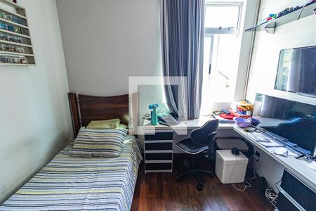 Apartamento à venda com 160m², 4 quartos e 2 vagas Apartamento à venda com 160m², 4 quartos e 2 vagasQuarto 2