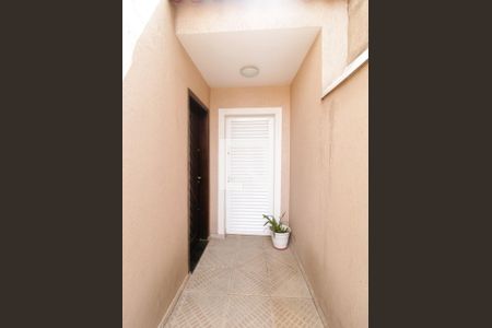 Casa à venda com 94m², 3 quartos e 3 vagasEntrada