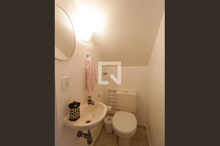 Casa à venda com 94m², 3 quartos e 3 vagasLavabo