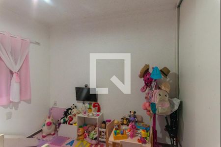 Casa à venda com 210m², 2 quartos e 4 vagas Casa à venda com 210m², 2 quartos e 4 vagasQuarto