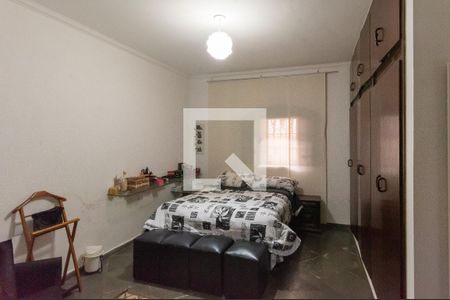 Casa à venda com 210m², 2 quartos e 4 vagas Casa à venda com 210m², 2 quartos e 4 vagasSuíte