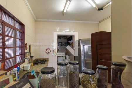 Casa à venda com 210m², 2 quartos e 4 vagas Casa à venda com 210m², 2 quartos e 4 vagasCozinha