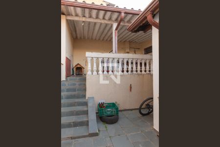 Casa à venda com 210m², 2 quartos e 4 vagas Casa à venda com 210m², 2 quartos e 4 vagasChurrasqueira