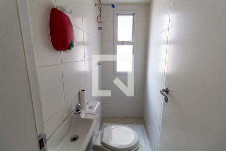 Apartamento à venda com 161m², 3 quartos e 4 vagas Apartamento à venda com 161m², 3 quartos e 4 vagasBanheiro de Serviço