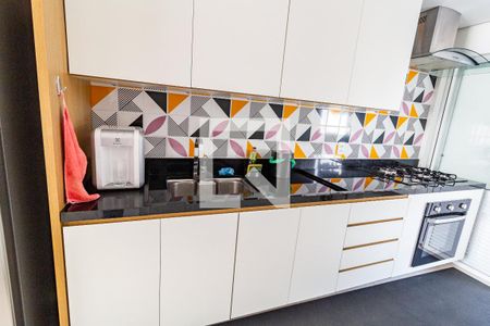 Apartamento à venda com 161m², 3 quartos e 4 vagas Apartamento à venda com 161m², 3 quartos e 4 vagasCozinha