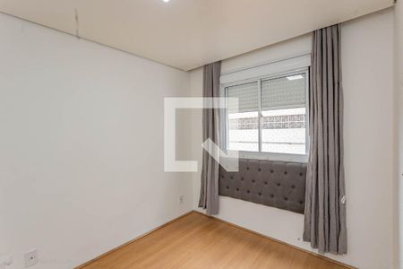 Quarto 1 de apartamento para alugar com 2 quartos, 41m² em Jardim Sao Saverio, São Paulo