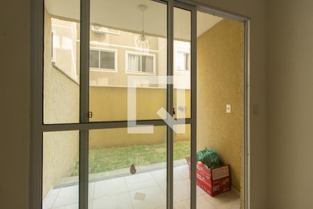 Vista da Sala de apartamento para alugar com 2 quartos, 40m² em Inhoaíba, Rio de Janeiro