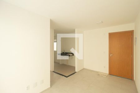 Sala de apartamento para alugar com 2 quartos, 40m² em Inhoaíba, Rio de Janeiro