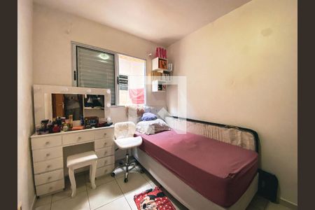 Casa à venda com 110m², 3 quartos e 2 vagasQuarto 2