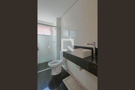 Apartamento à venda com 140m², 3 quartos e 4 vagasBanheiro da Suíte 2