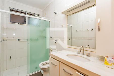 Casa à venda com 342m², 4 quartos e 8 vagas Casa à venda com 342m², 4 quartos e 8 vagasBanheiro