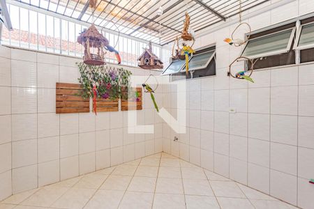 Casa à venda com 342m², 4 quartos e 8 vagas Casa à venda com 342m², 4 quartos e 8 vagasJardim de inverno