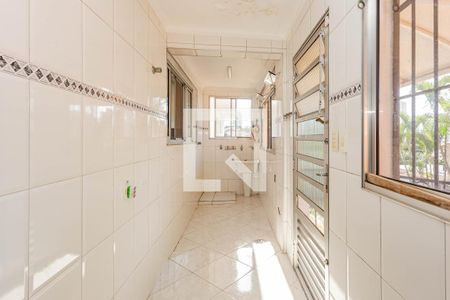 Casa à venda com 342m², 4 quartos e 8 vagas Casa à venda com 342m², 4 quartos e 8 vagasÁrea de Serviço