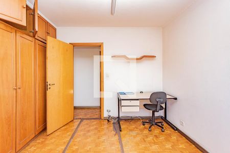 Casa à venda com 342m², 4 quartos e 8 vagas Casa à venda com 342m², 4 quartos e 8 vagasQuarto 2