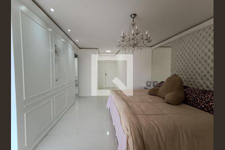 Casa de condomínio à venda com 600m², 5 quartos e 2 vagasSuíte 1