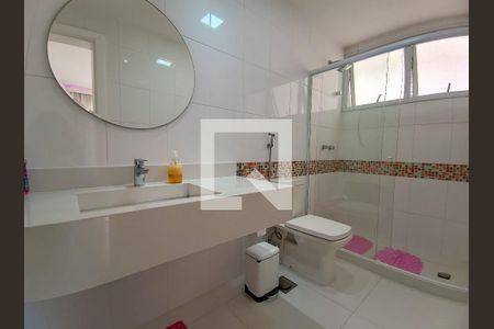 Casa de condomínio à venda com 600m², 5 quartos e 2 vagasBanheiro da Suíte 2