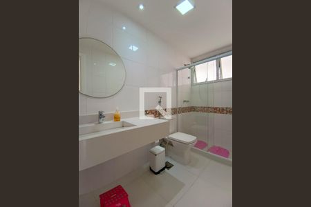 Casa de condomínio à venda com 600m², 5 quartos e 2 vagasBanheiro da Suíte 2