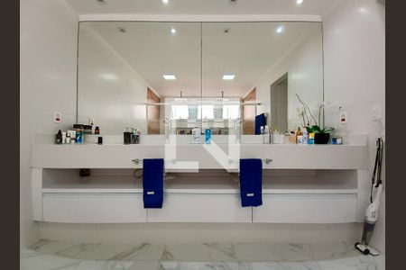 Casa de condomínio à venda com 600m², 5 quartos e 2 vagasBanheiro da Suíte 1