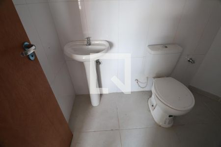 Casa à venda com 78m², 2 quartos e 1 vagaLavabo