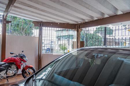 Casa à venda com 160m², 3 quartos e 2 vagas Casa à venda com 160m², 3 quartos e 2 vagasGaragem