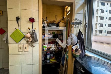 Apartamento à venda com 170m², 5 quartos e 2 vagasDespensa