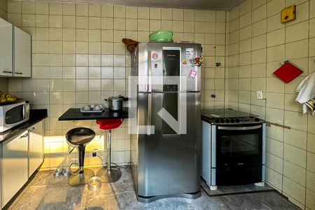 Apartamento à venda com 170m², 5 quartos e 2 vagasCozinha