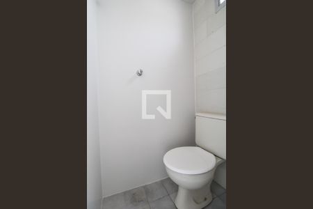 Apartamento à venda com 87m², 2 quartos e 1 vaga Apartamento à venda com 87m², 2 quartos e 1 vagaBanheiro da Área de Serviço