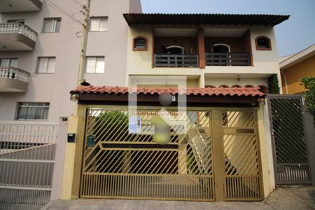 Casa à venda com 297m², 4 quartos e 5 vagasFachada