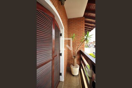 Casa à venda com 297m², 4 quartos e 5 vagasQuarto 1 - Suíte Sacada